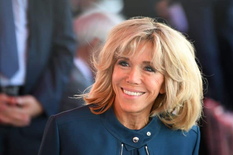 Brigitte Macron avec une frange stylée