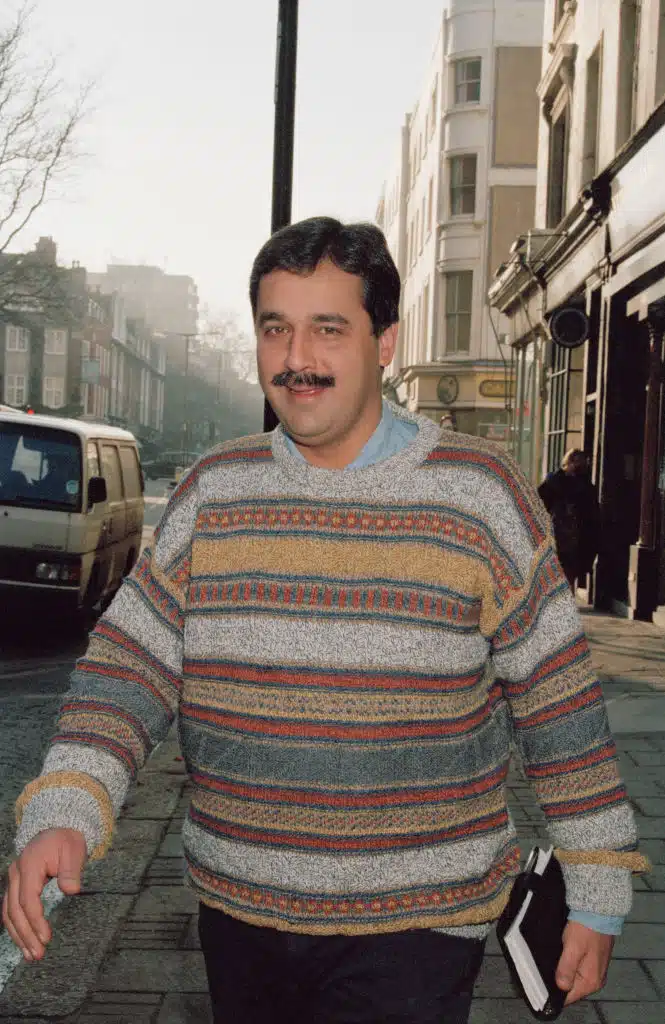 Lady Diana dans un moment de réflexion