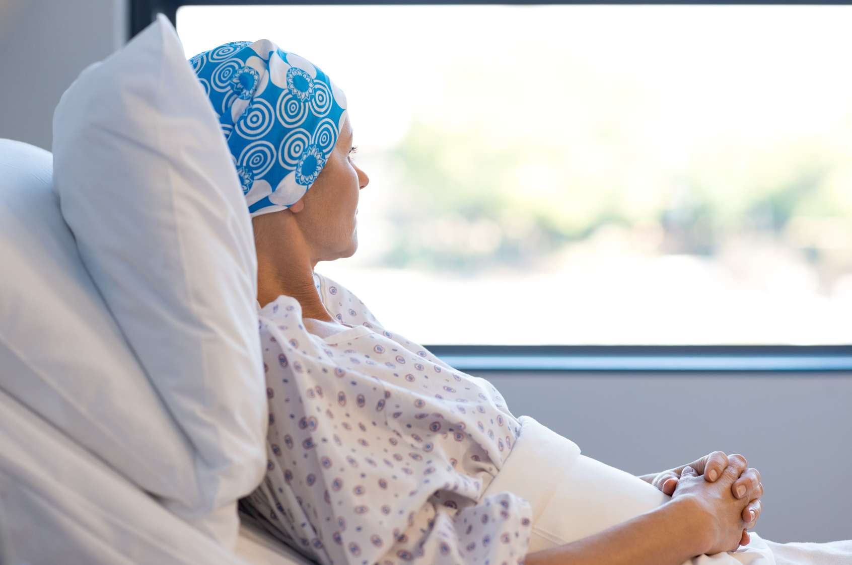 Femme dans un hôpital