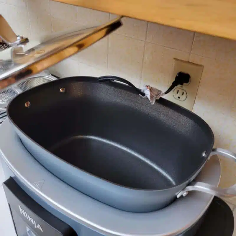 Multicuiseur compact