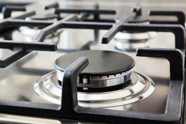 Cuisinière à gaz bien entretenue