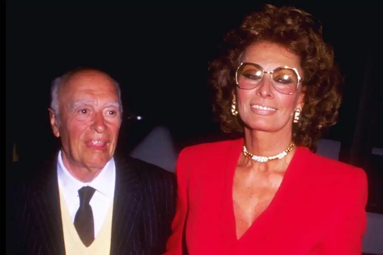 Sophia Loren et Carlo Ponti dans un cadre privé, souriants
