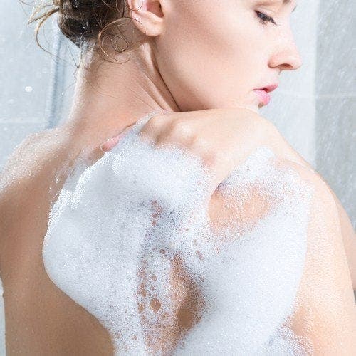 La partie de votre corps que vous lavez en premier r&eacute;v&egrave;le votre vraie personnalit&eacute;