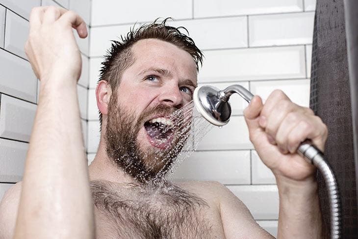 Le plaisir que peut procurer une bonne douche