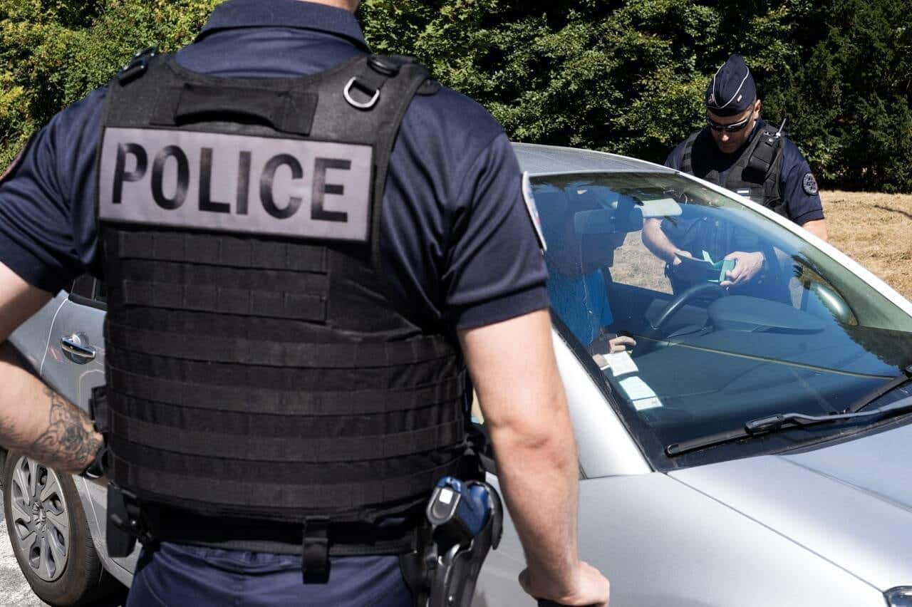 María Iguazo contrôlée par la police