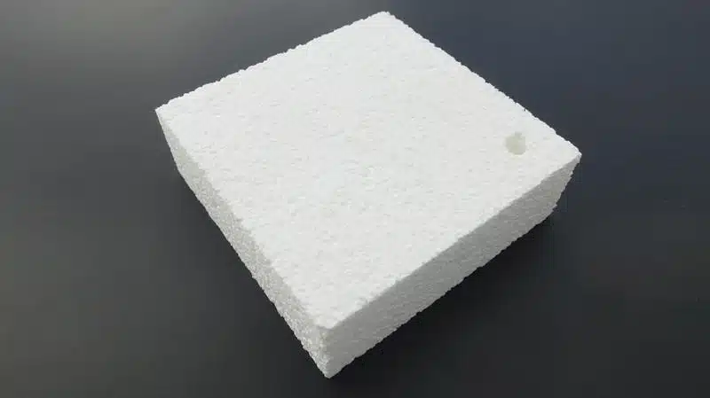 Bloc de polystyrène expansé