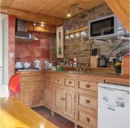 Vue extérieure de la grange rénovée