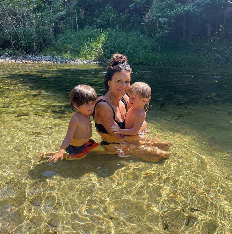 Turia Pitt et ses enfants