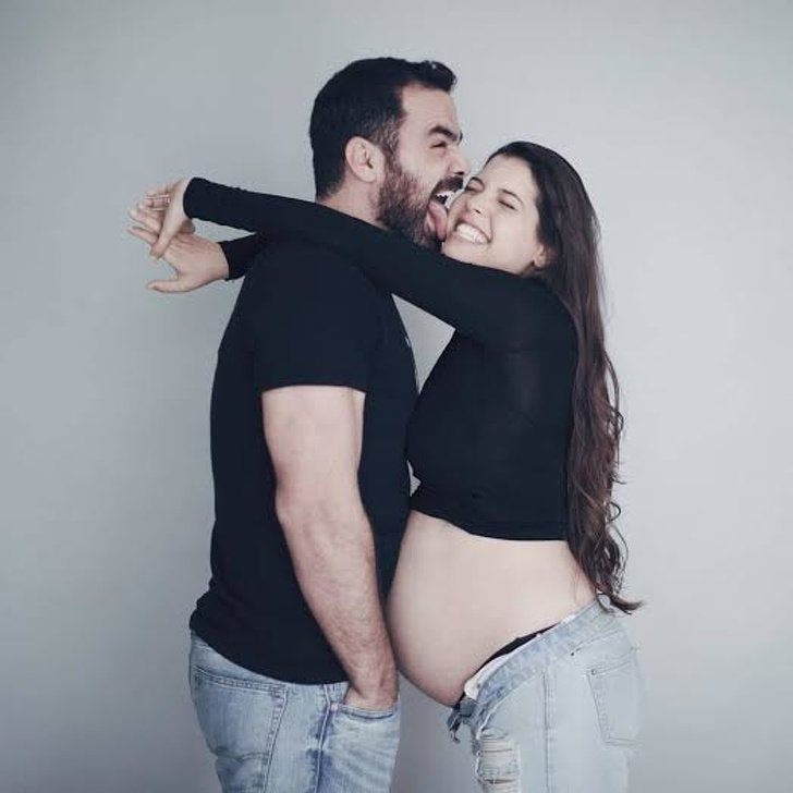 Un artiste et sa femme ont conquis le c&oelig;ur de millions de personnes avec des dessins qui montrent ce que signifie r&eacute;ellement d&rsquo;attendre un b&eacute;b&eacute;