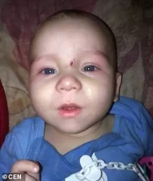 Un bébé de huit mois décède après que sa mère lui ait donné de la vodka pour l’endormir