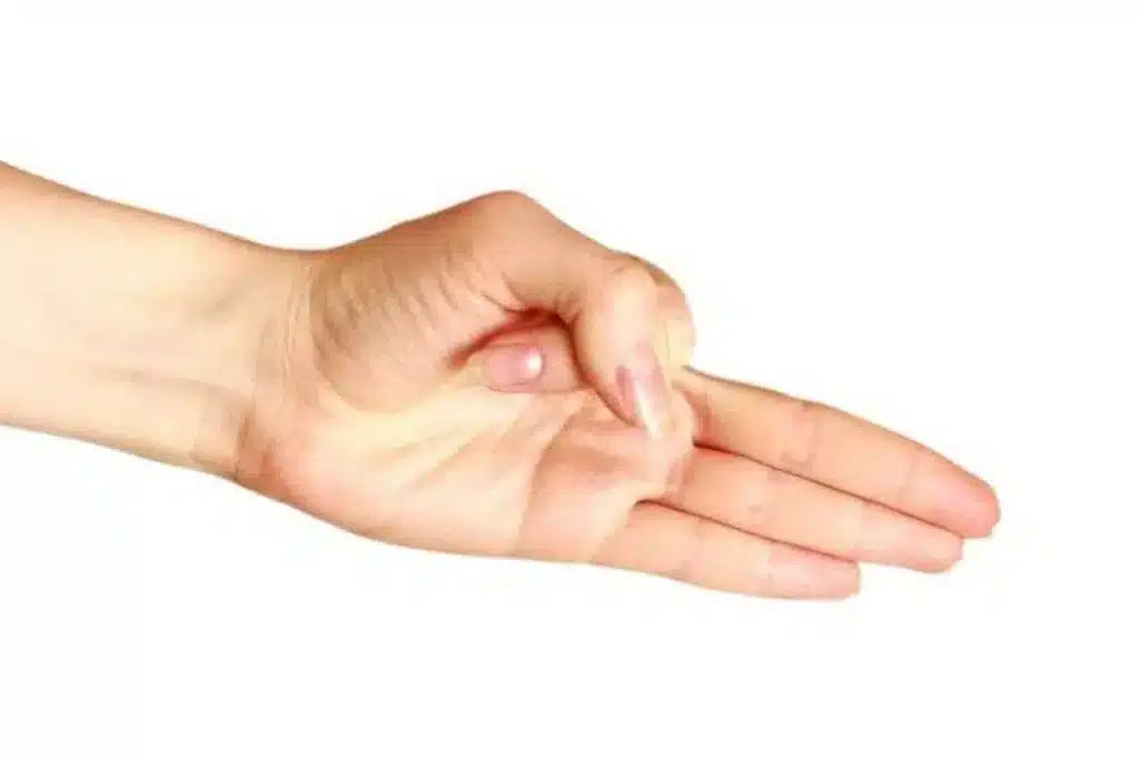 Démonstration du Vayu Mudra