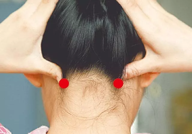 Voici comment se débarrasser des maux de tête en 5 minutes sans médicaments