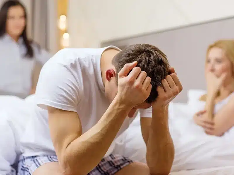 Illustration représentant la réflexion sur l'infidélité dans le couple