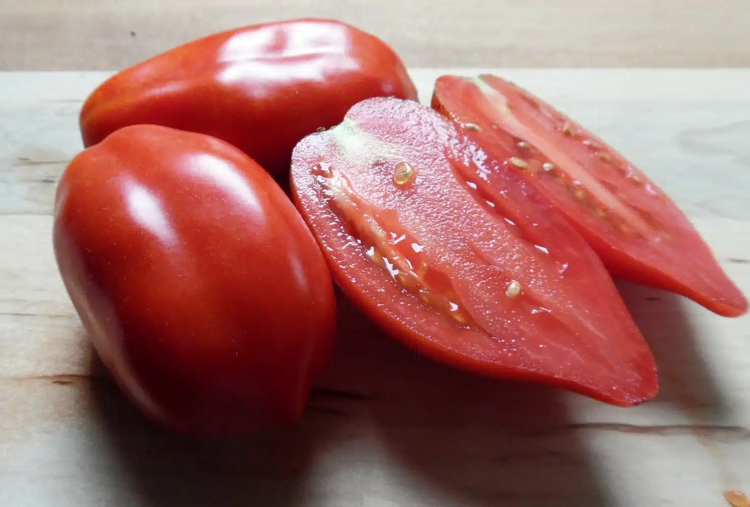 Tomates San Marzano idéales pour les conserves