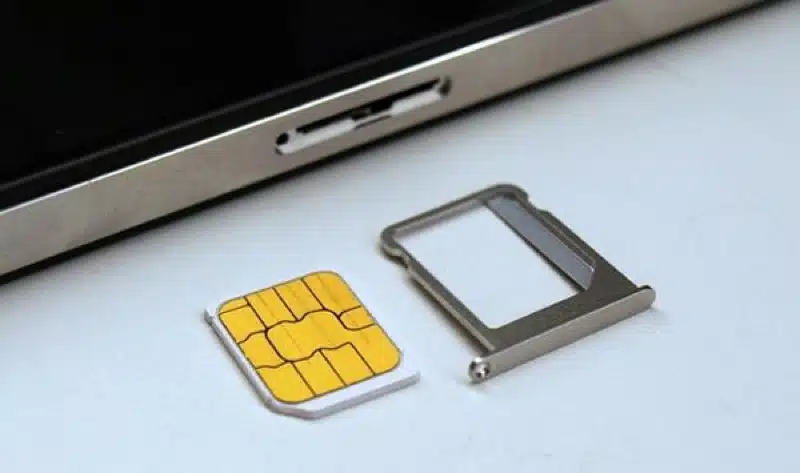 Outils d'éjection de carte SIM pour Apple et Samsung