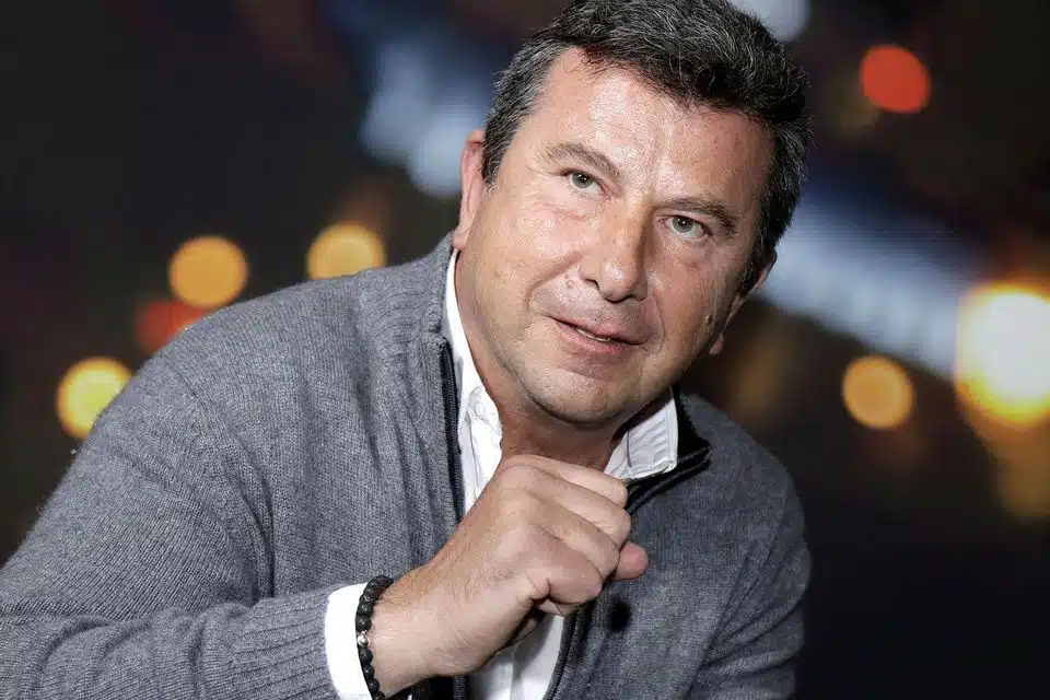Pascal Bataille déterminé face à la caméra