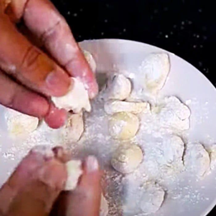 Répartissez les boules dans des endroits stratégiques