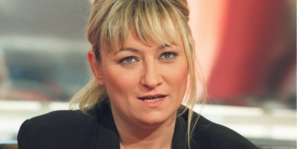 Portrait de Christine Bravo, souriante et d&eacute;tendue