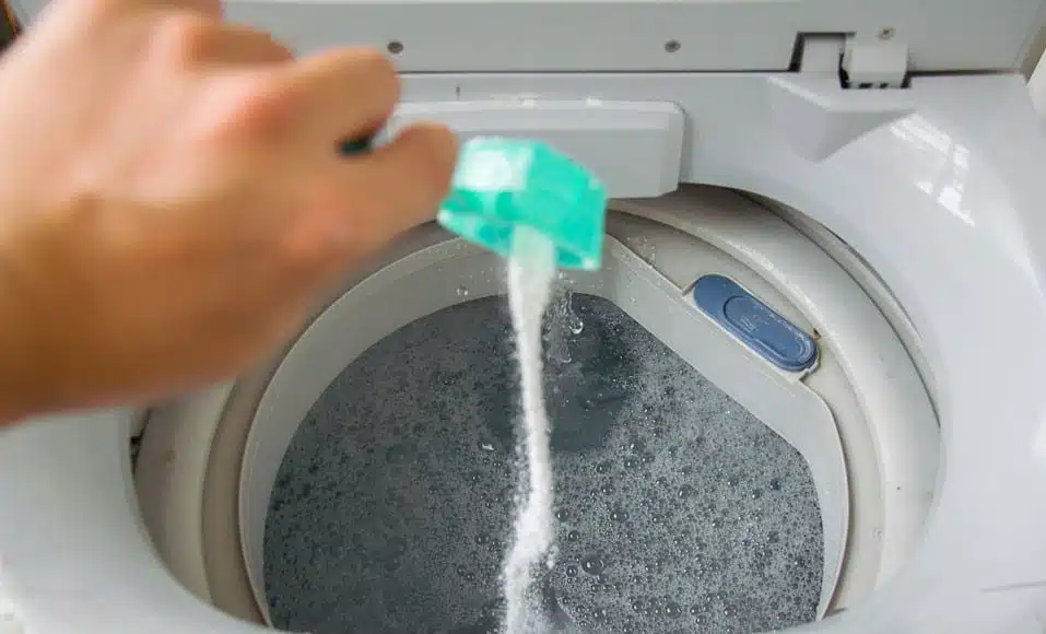 Bicarbonate de soude pour l'entretien du linge