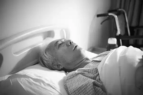 Patient hospitalisé en réflexion