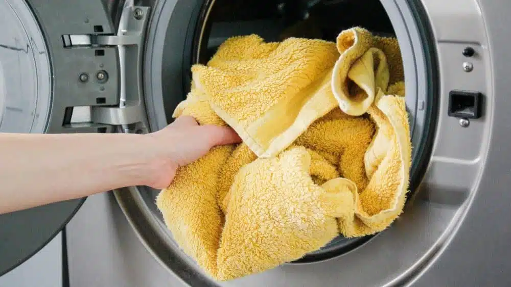 Serviettes de bain pliées