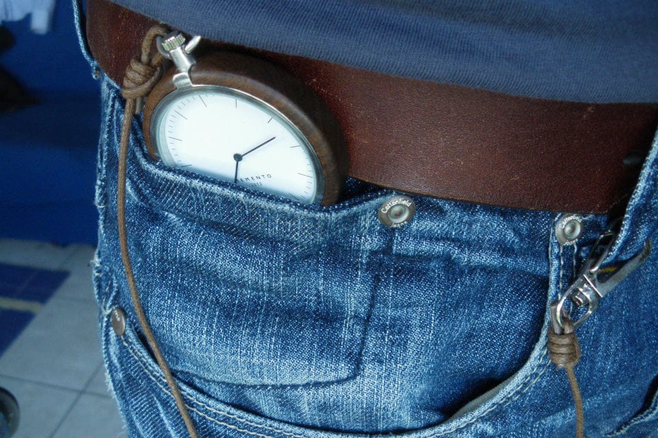 Détail de la petite poche sur un jean vintage