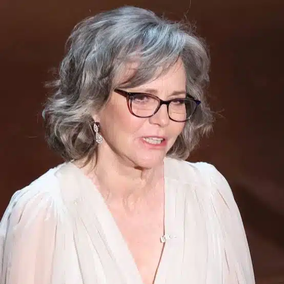 Sally Field souriante