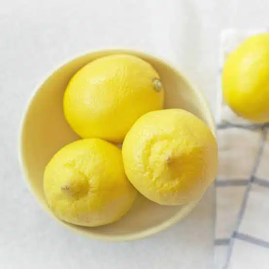 Demi-citron pressé