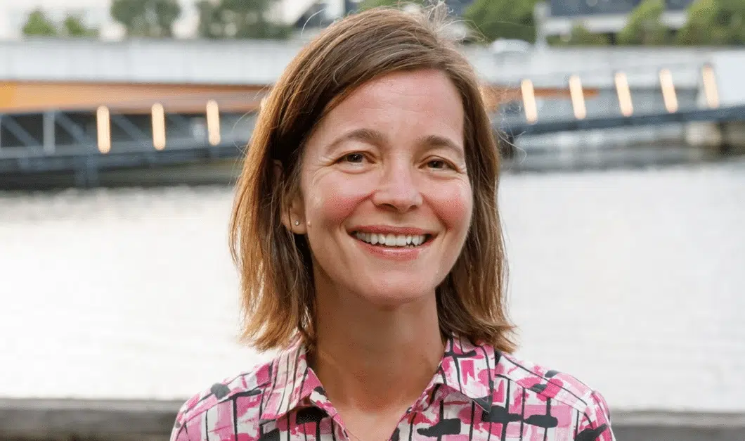 Dr Lisa Murphy