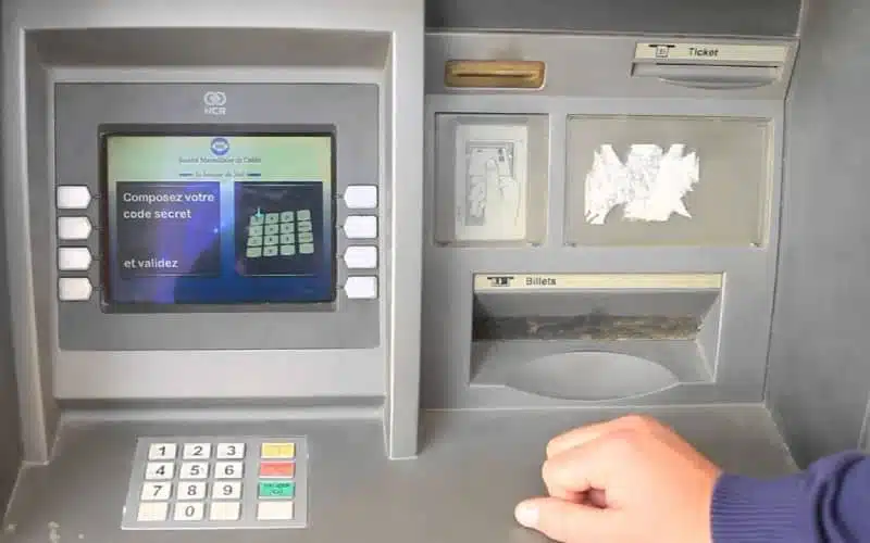 Distributeur automatique de billets
