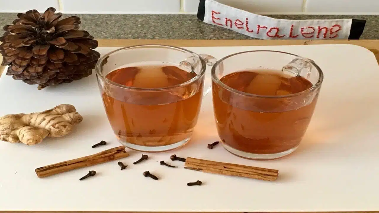 Infusion de cannelle et girofle