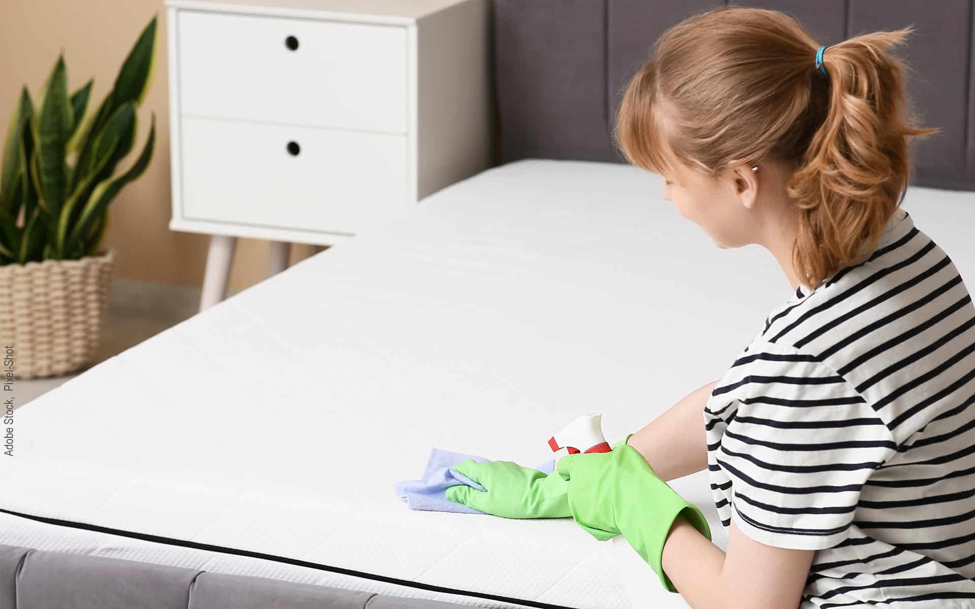 Nettoyage approfondi d'un matelas