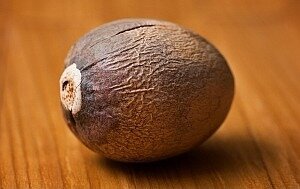 Noyau d'avocat nettoyé prêt à germer