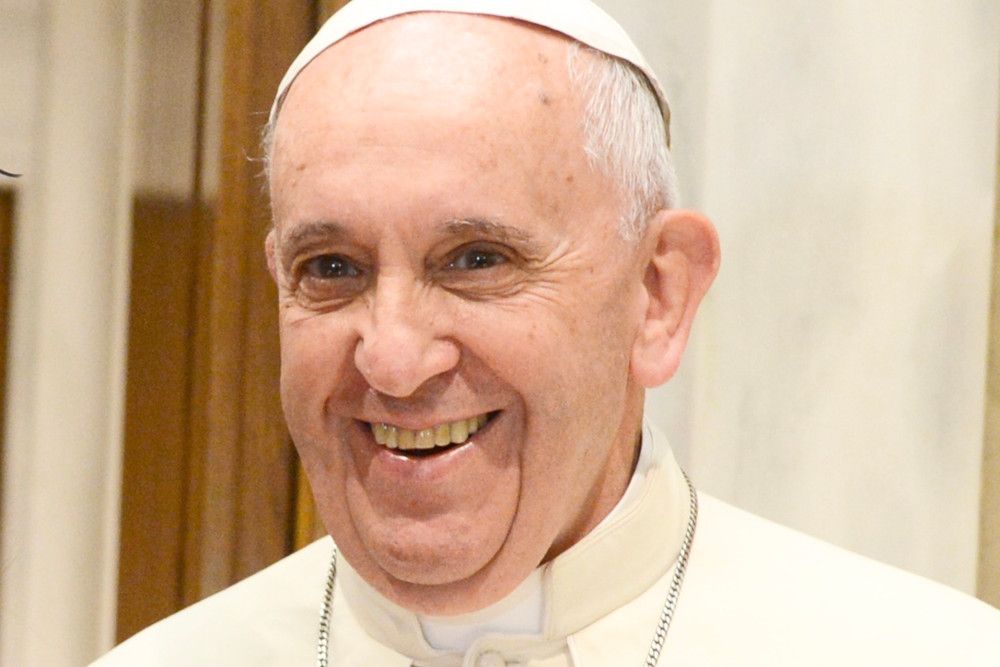 Foule en deuil pour le pape François