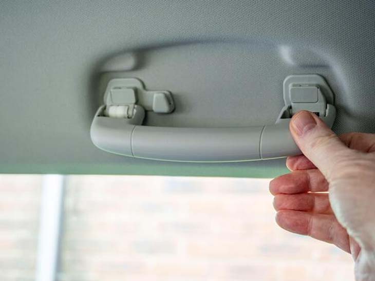 Poignée de la voiture