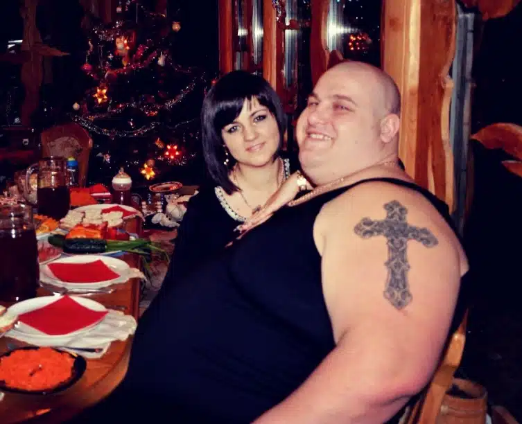 Arkadiy et sa femme s'entraînant ensemble après l'émission