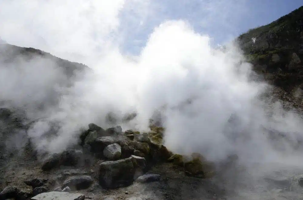 Fumerolles des Champs Phlégréens