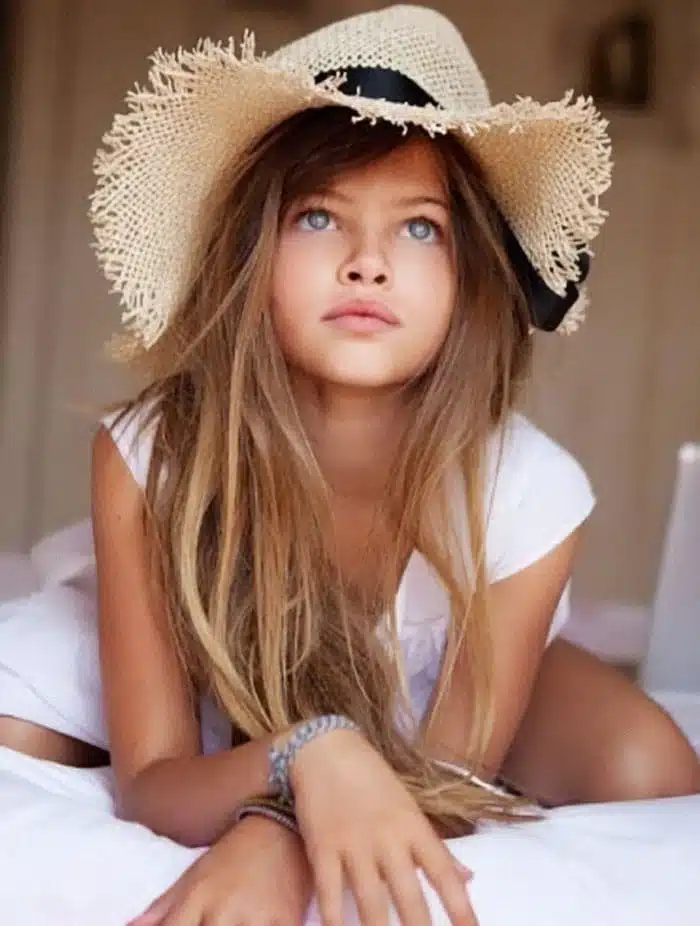 Thylane Blondeau enfant posant pour des campagnes publicitaires