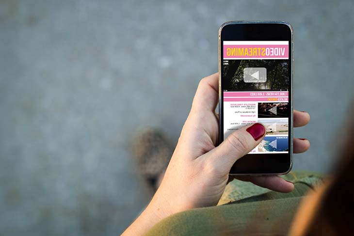 Utiliser son smartphone - source : spm